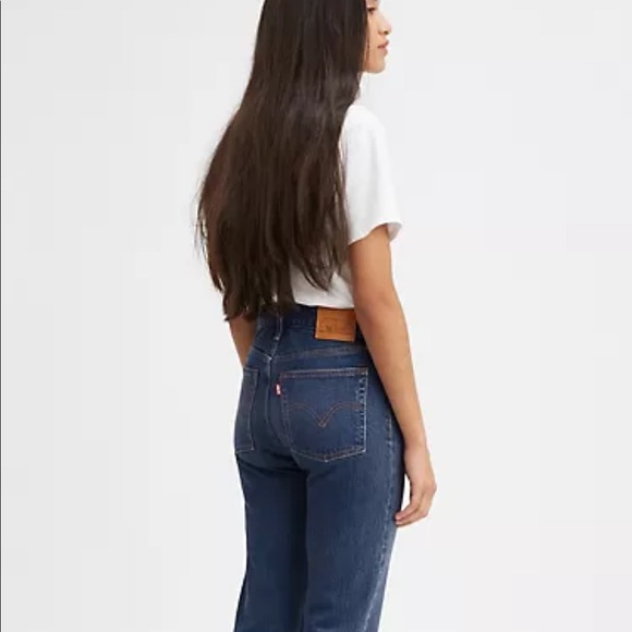 Levi’s Wedgie Fit (dark wash) - Picture 3 of 3